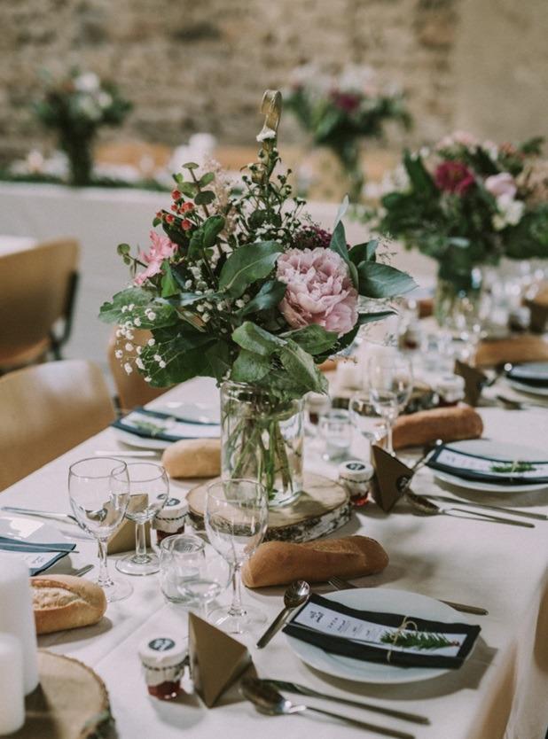 Table décorée pour invités